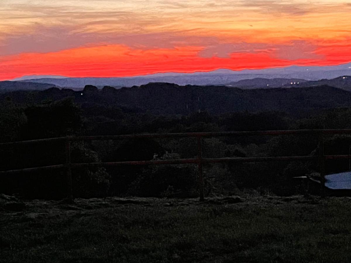 B&B Il Tramonto Barbarano Romano Bagian luar foto
