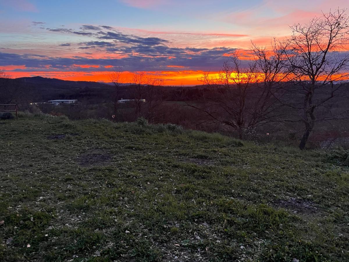 B&B Il Tramonto Barbarano Romano Bagian luar foto