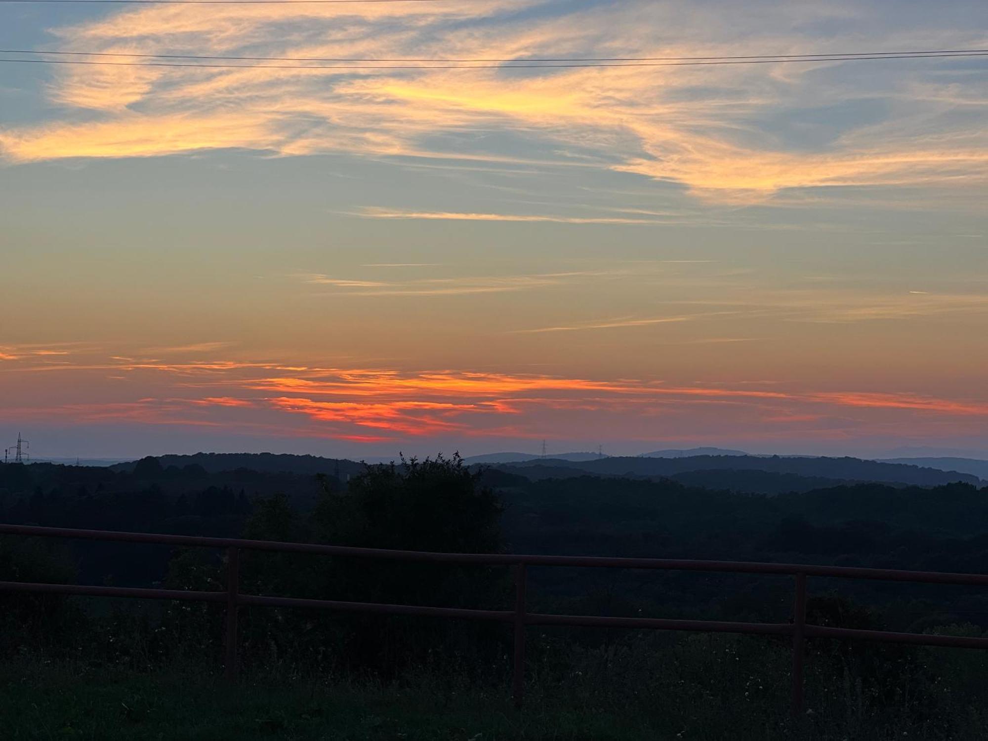 B&B Il Tramonto Barbarano Romano Bagian luar foto